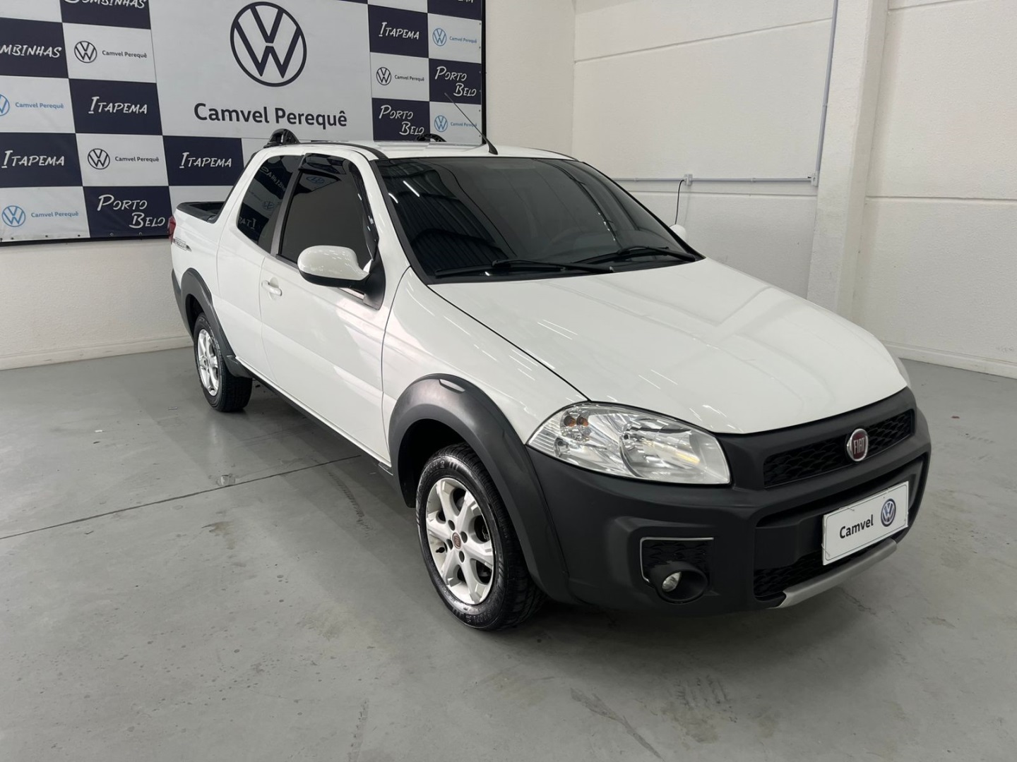 FIAT STRADA 1.4 MPI FREEDOM CD 8V FLEX 3P MANUAL