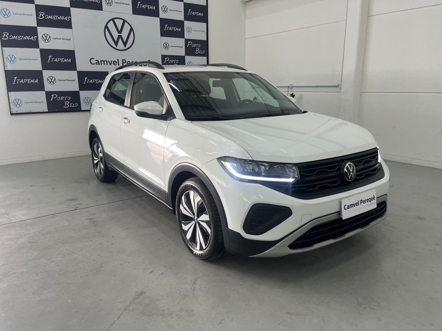 VOLKSWAGEN T-CROSS 1.0 200 TSI TOTAL FLEX AUTOMÁTICO