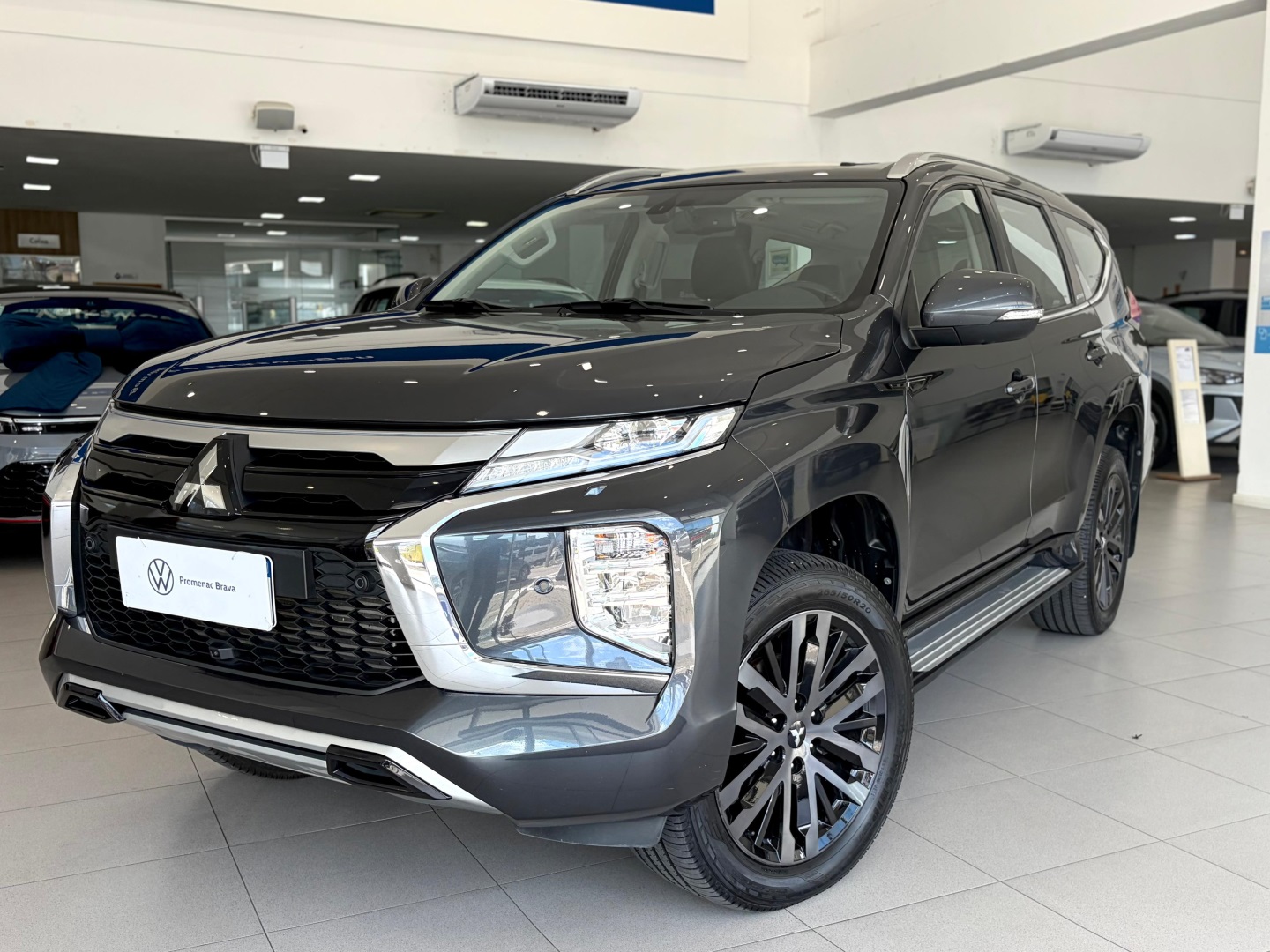 MITSUBISHI PAJERO SPORT 2.4 16V MIVEC TURBO DIESEL LEGEND BLACK AWD AUTOMÁTICO