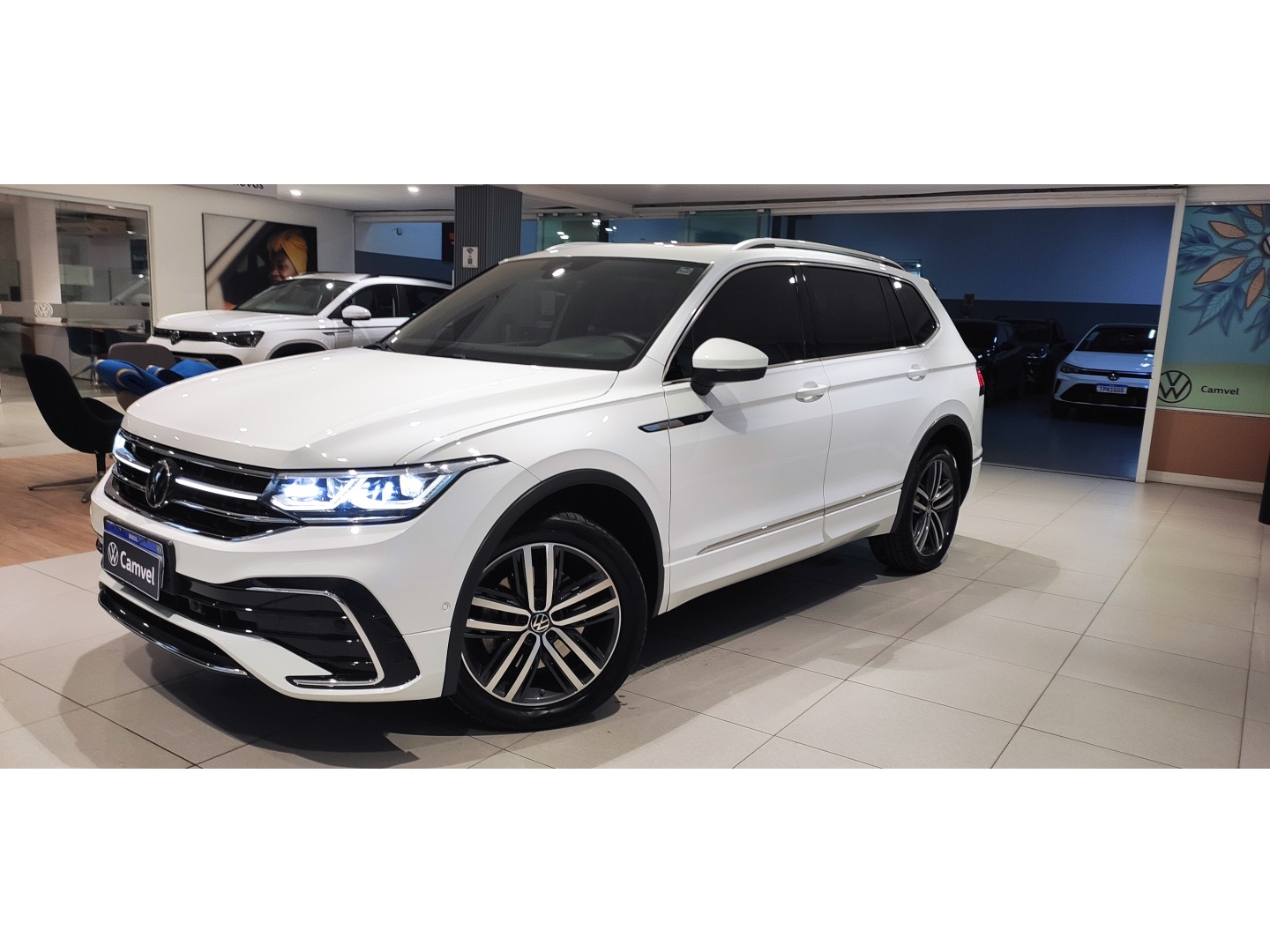 VOLKSWAGEN TIGUAN 2.0 300 TSI GASOLINA ALLSPACE R-LINE AUTOMÁTICO