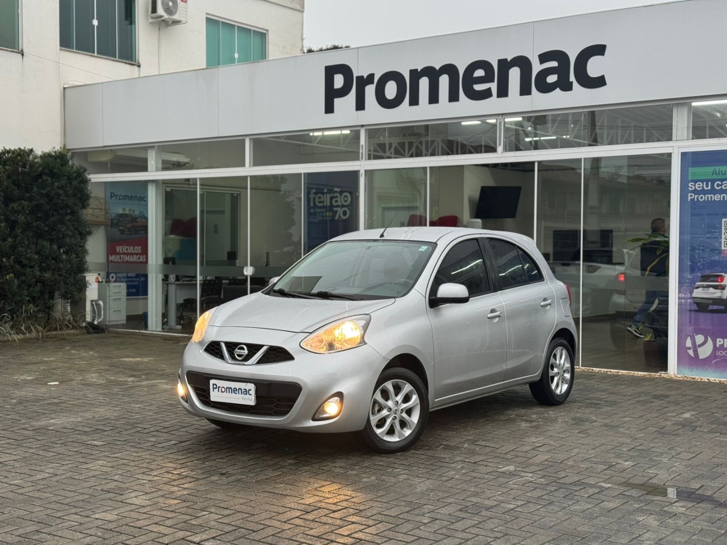 NISSAN MARCH 1.6 SV 16V FLEX 4P XTRONIC
