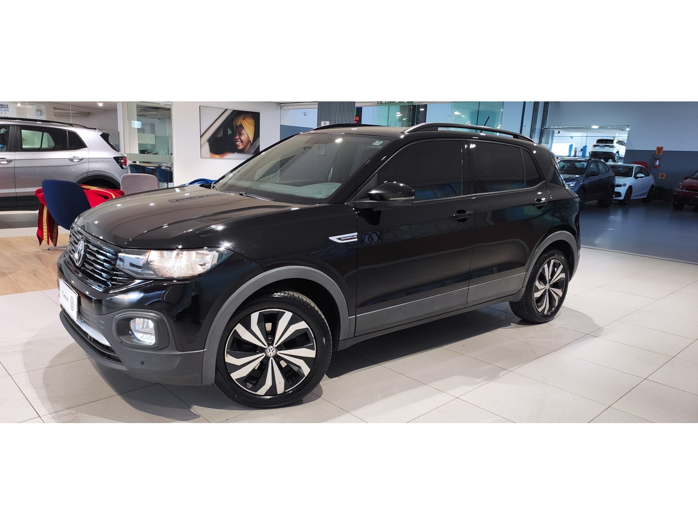 VOLKSWAGEN T-CROSS 1.0 200 TSI TOTAL FLEX COMFORTLINE AUTOMÁTICO