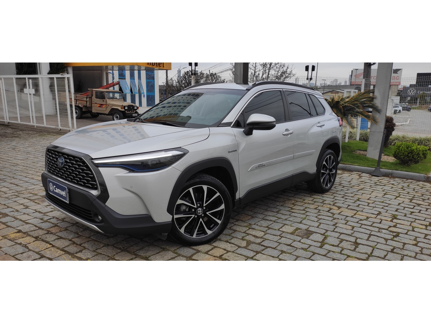 TOYOTA COROLLA CROSS 1.8 VVT-I HYBRID FLEX XRX CVT