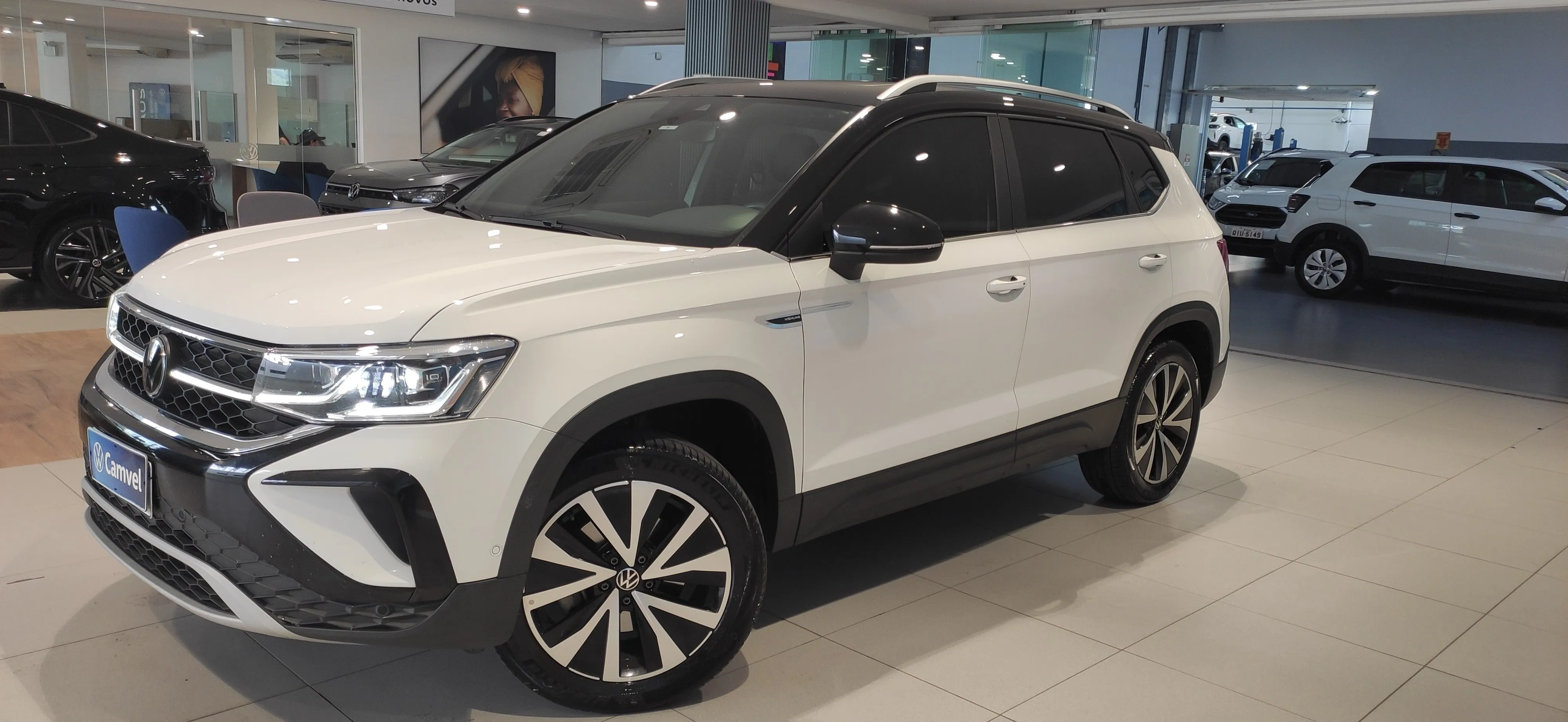 VW - VolksWagen TAOS 1.4 250 TSI TOTAL FLEX HIGHLINE AUTOMÁTICO